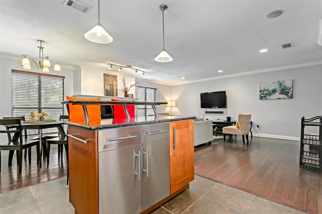 3314 Douglas Avenue 202, Dallas