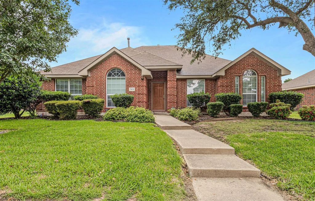 7413 Providence Drive, Rowlett