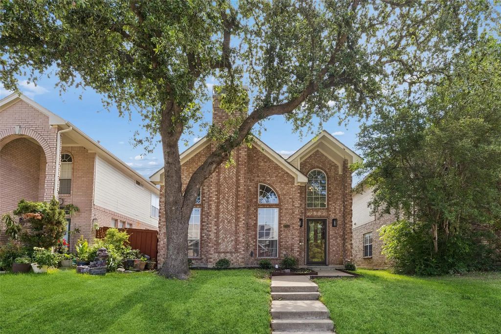 2212 Meadowstone Drive, Carrollton
