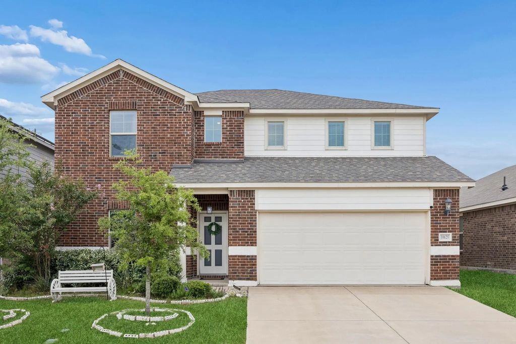 10625 High Ridge Lane, Fort Worth
