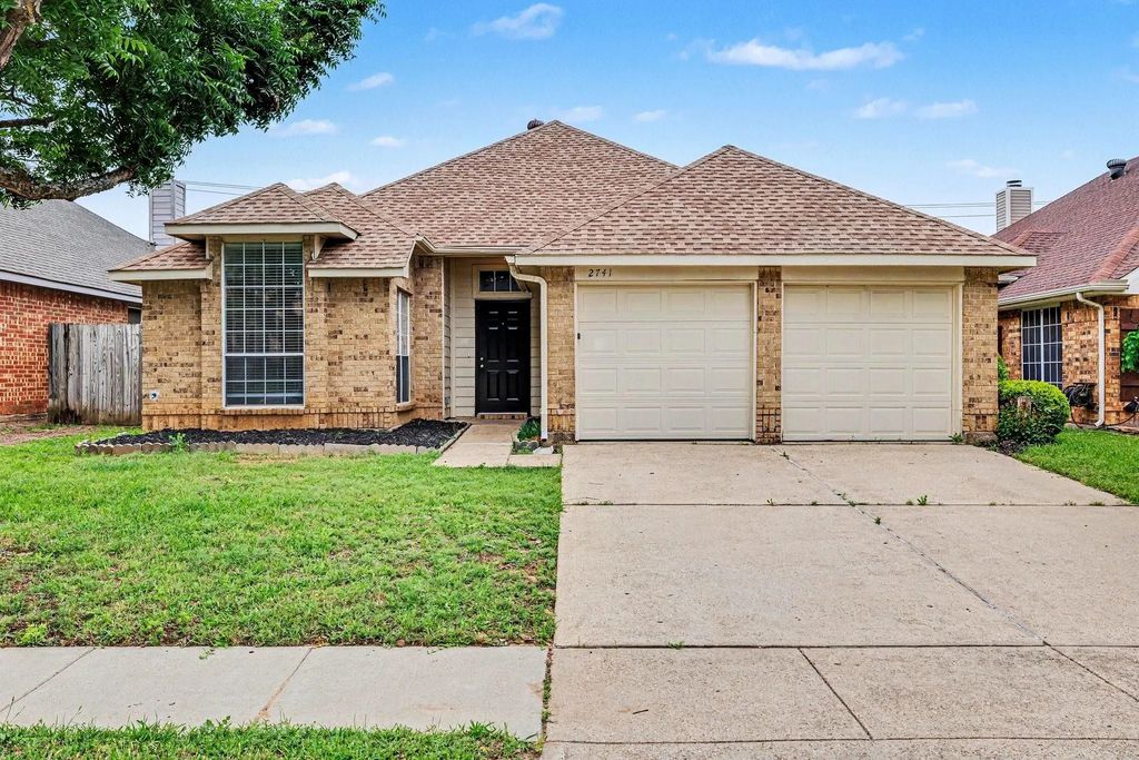 2741 Salado Trail, Fort Worth