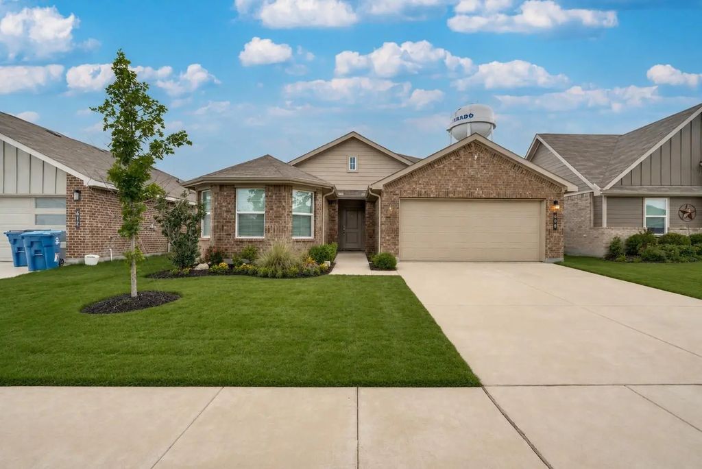 608 Breckenridge Park Drive, Alvarado
