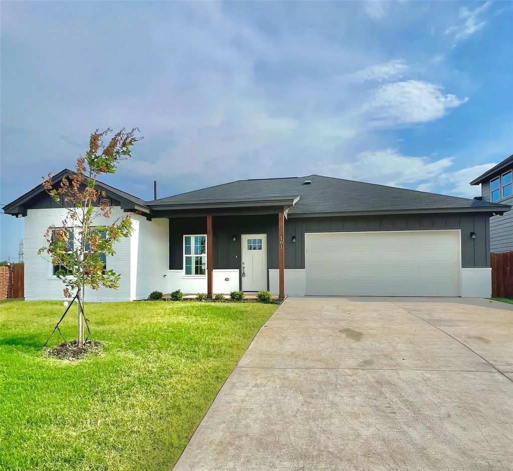 101 Magnolia Estates Street, Crowley