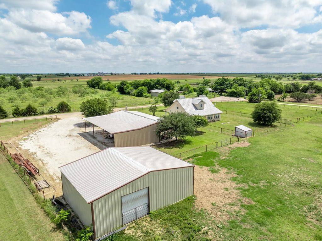 560 Meadow Lane, Crawford