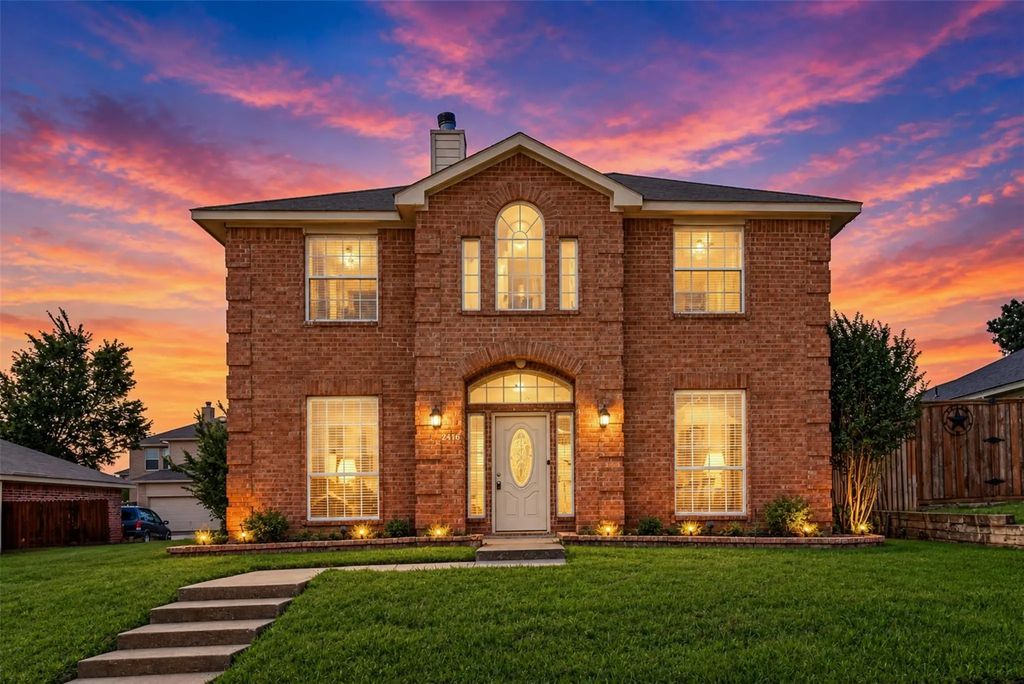 2416 Redfield Drive, Mesquite