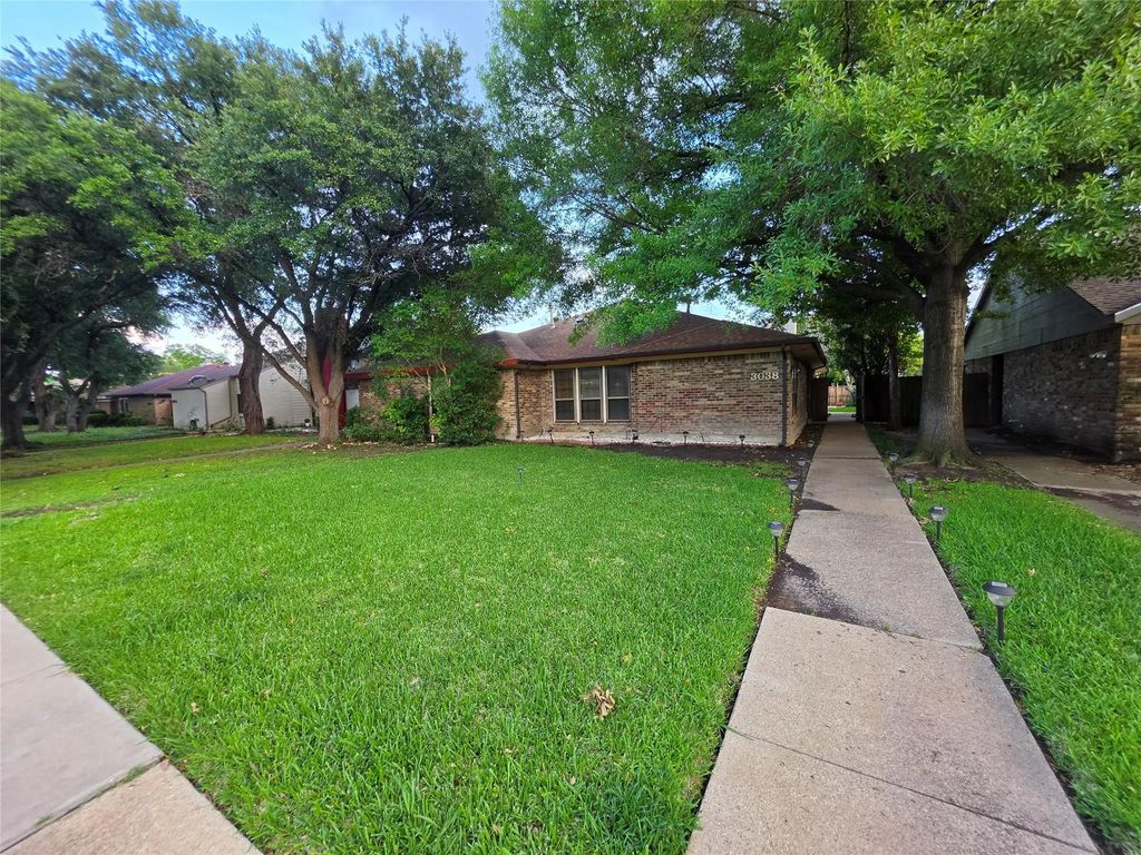 3038 Modella Avenue, Dallas