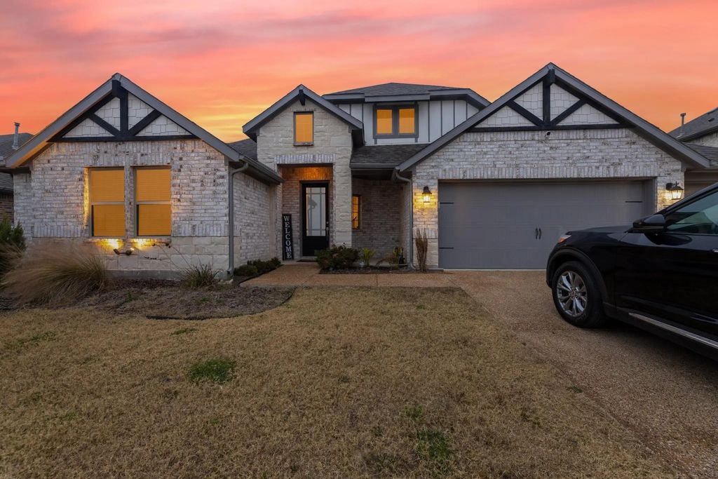 2245 Lantana Drive, Melissa
