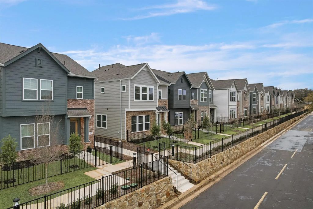 530 Mission Trail B3b, Arlington