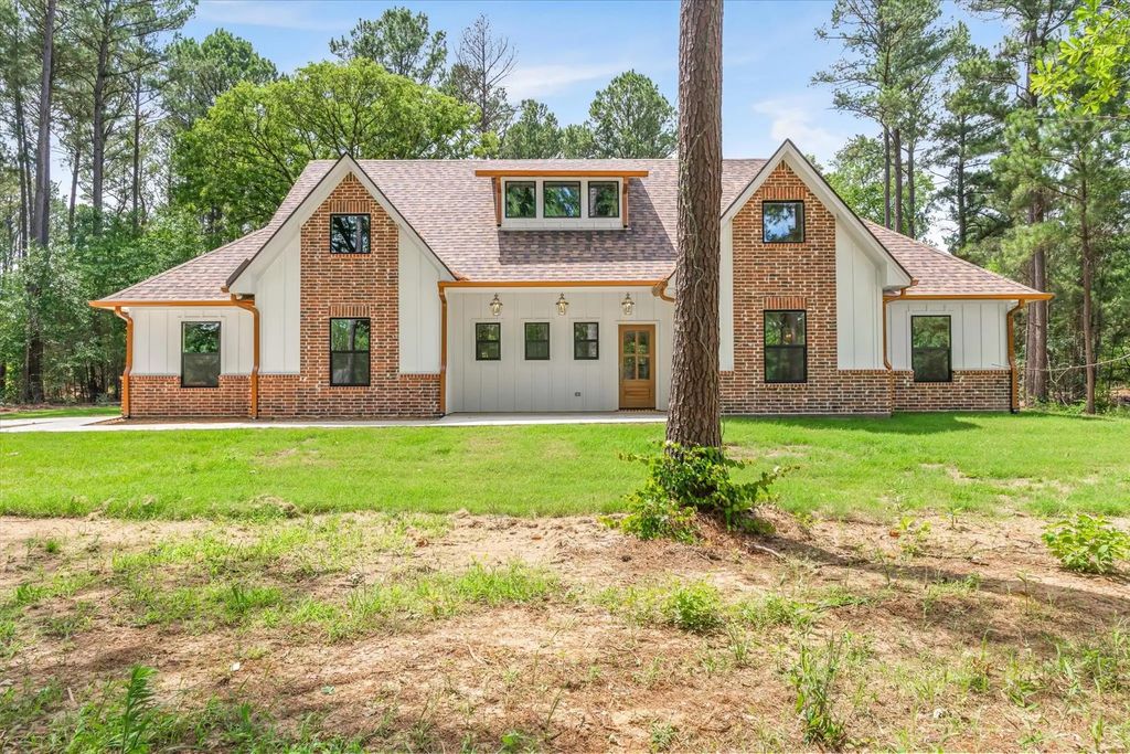 404 Private Road 5808, Grand Saline