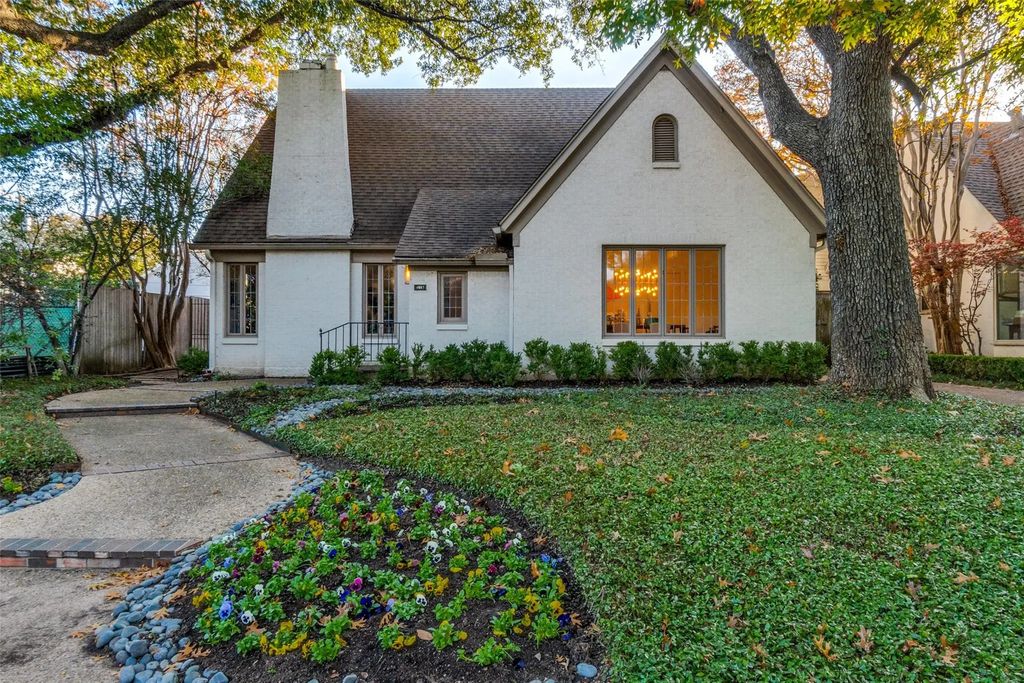 4557 Lorraine Avenue, Highland Park