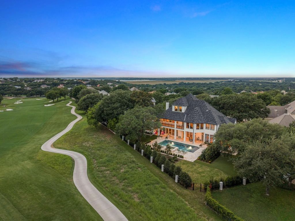 6605 Sahalee Drive, Fort Worth