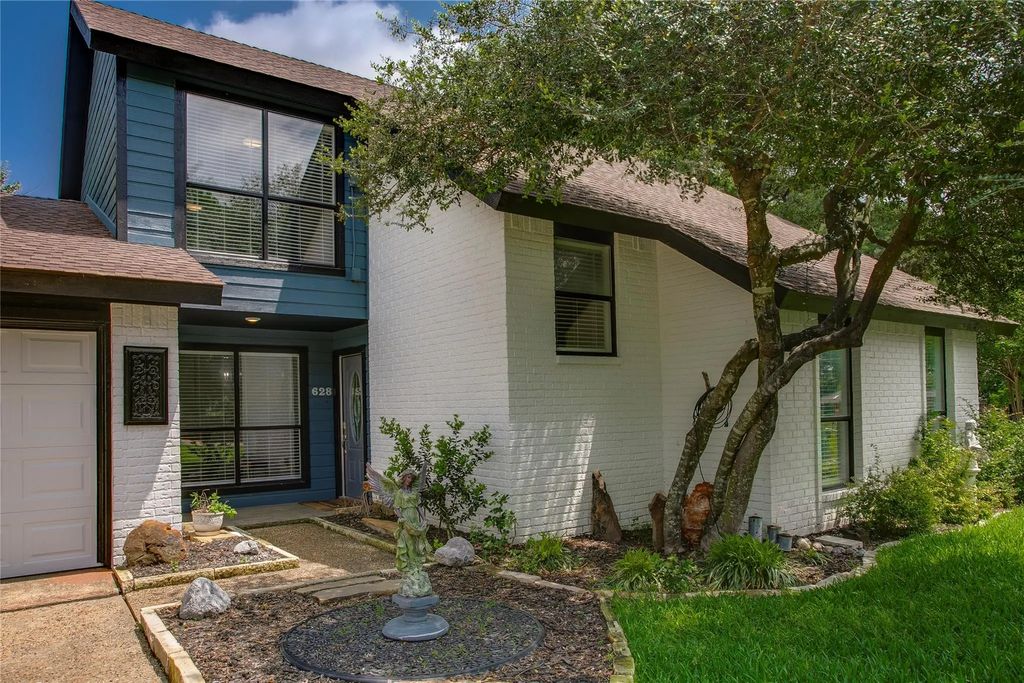 628 S Walker Street, Mesquite