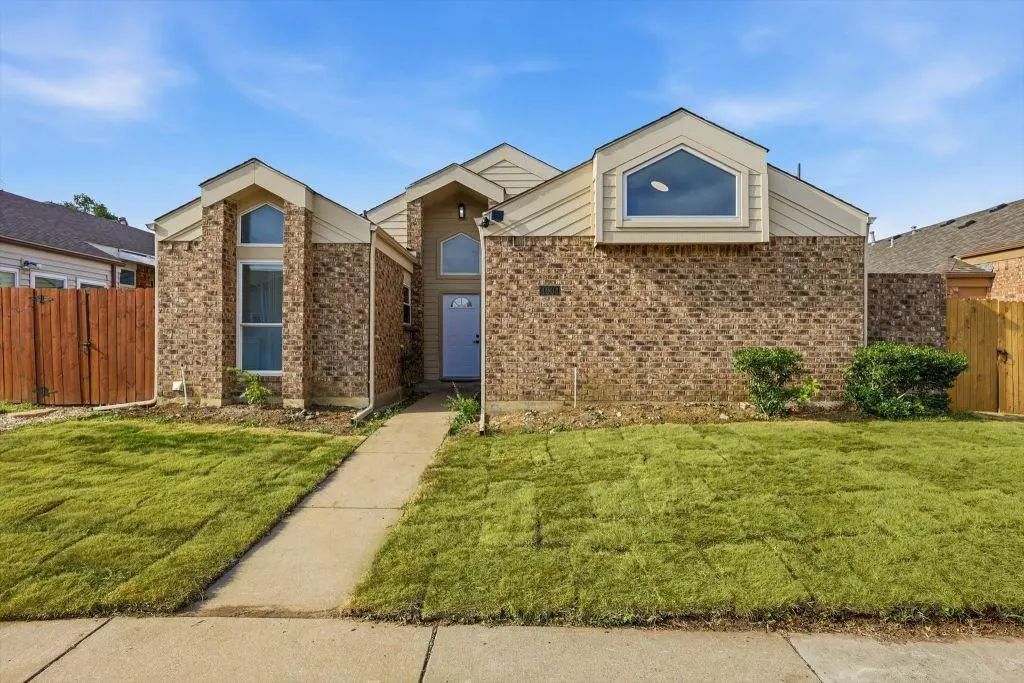 4904 Courtside Drive, Irving