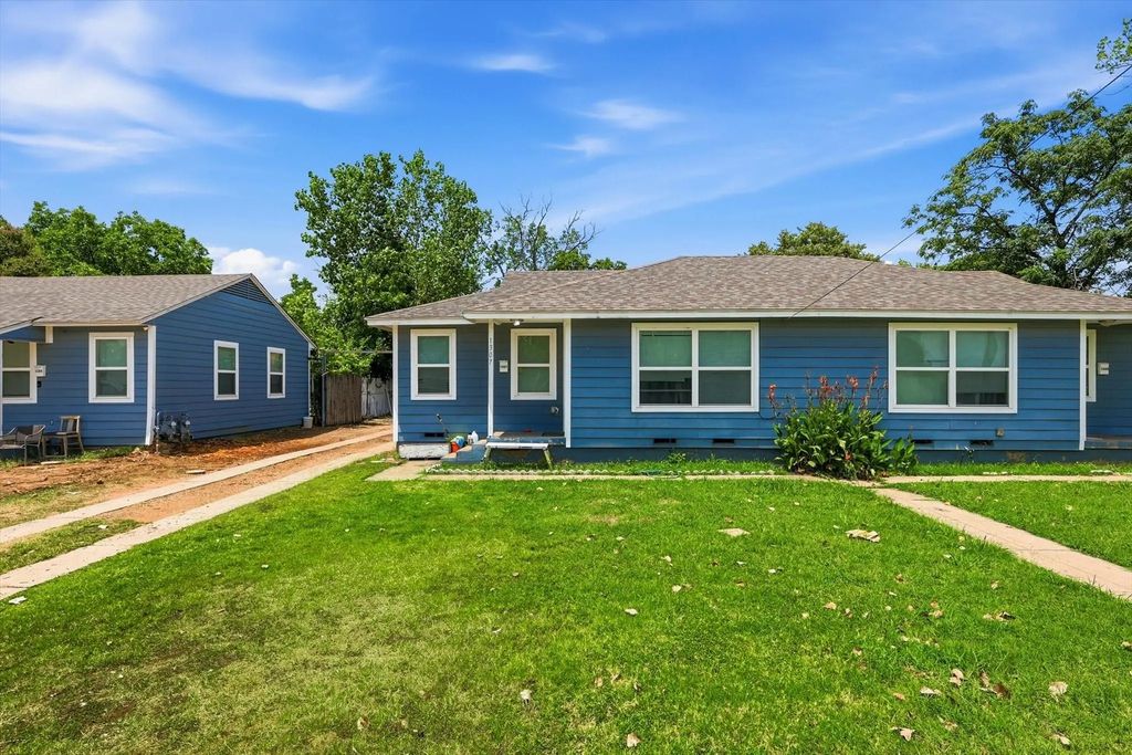 1307 Stone Drive, Irving