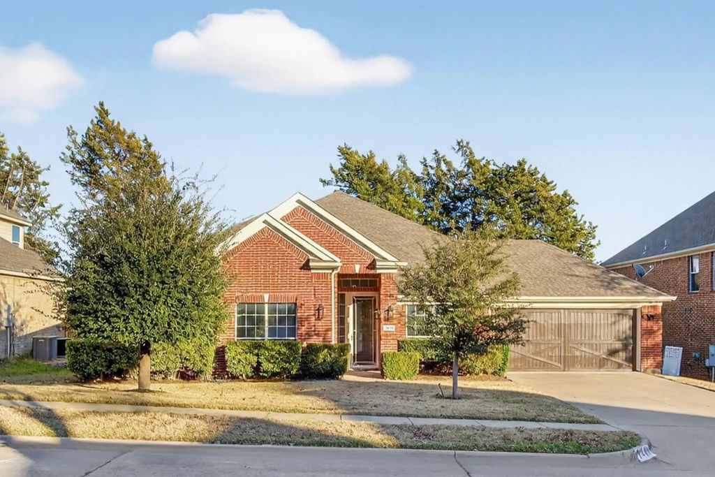 1410 Oxbow Drive, Cedar Hill