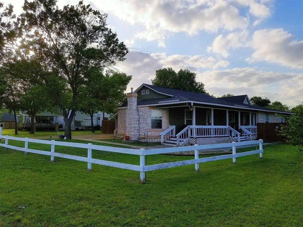 6113 Broadway Avenue, Haltom City