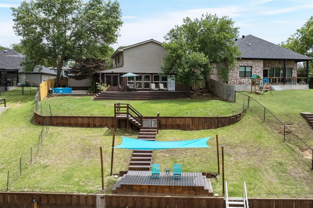 243 Autumn Wood Trail, Gun Barrel City