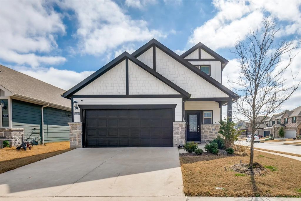 2119 River Pine Road, Forney