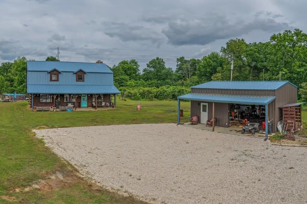 4798 County Road 4235, De Kalb