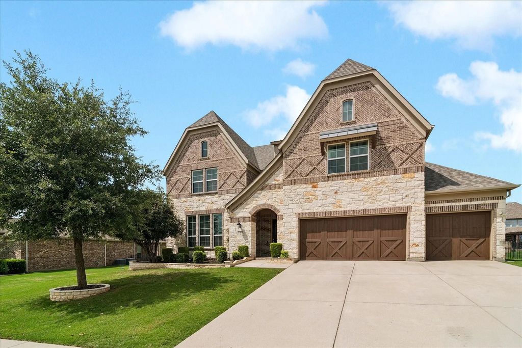 1905 Running Deer Lane, Gunter