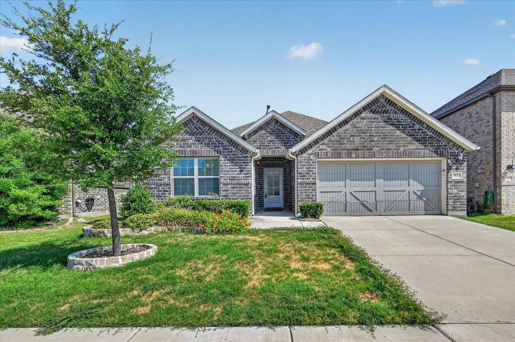 5825 Rostherne Drive, Celina