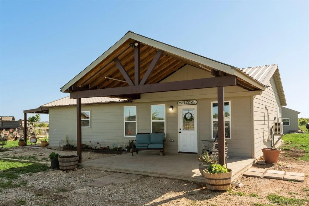 199 Hill County Road 4434, Itasca
