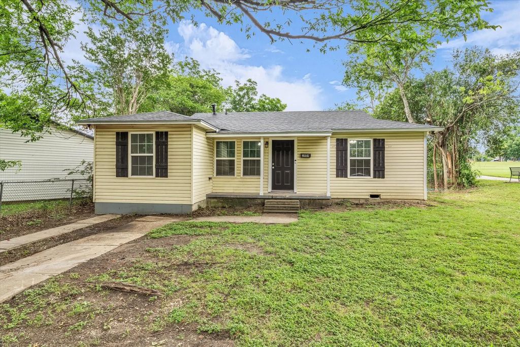 3904 James Avenue, Waco