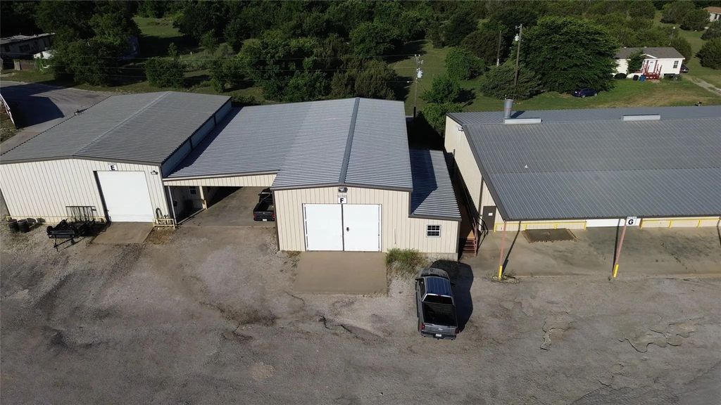 105 Sunset Acres Ct F, Granbury