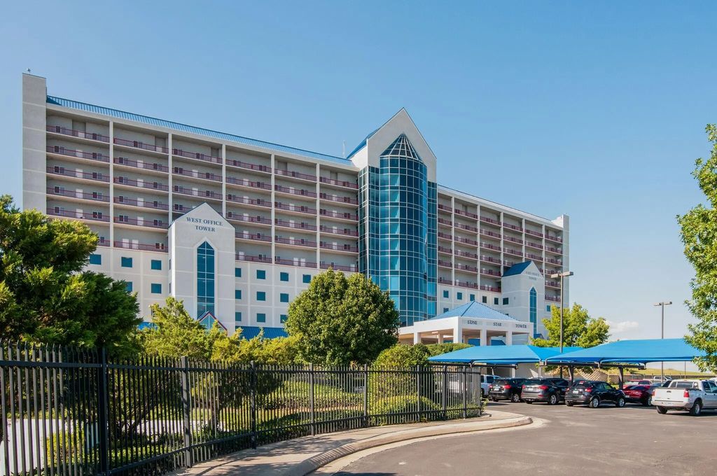 3575 Lone Star Circle 604, Fort Worth