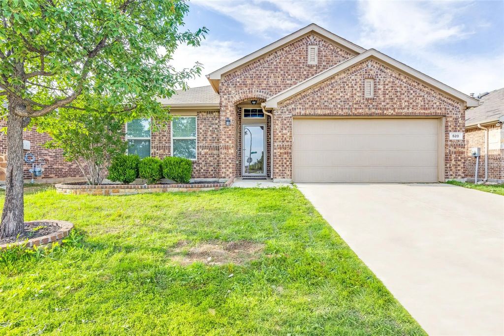 520 Pollyann Trail, Fort Worth