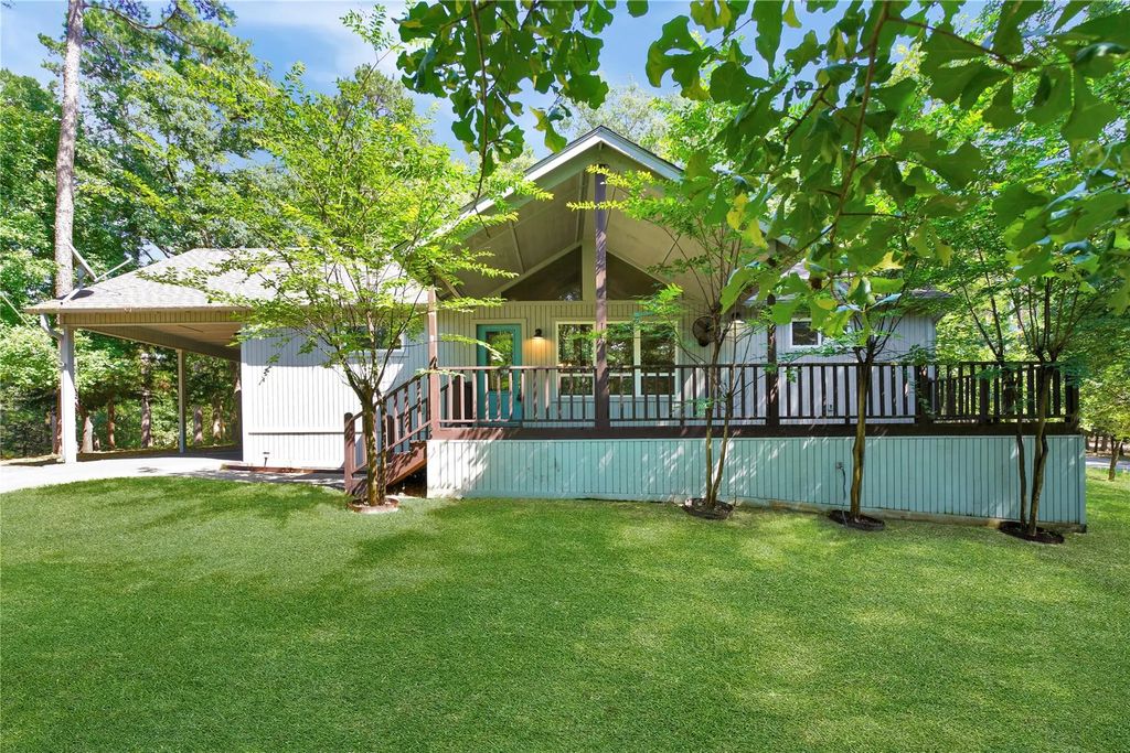 245 Larchwood Path, Holly Lake Ranch