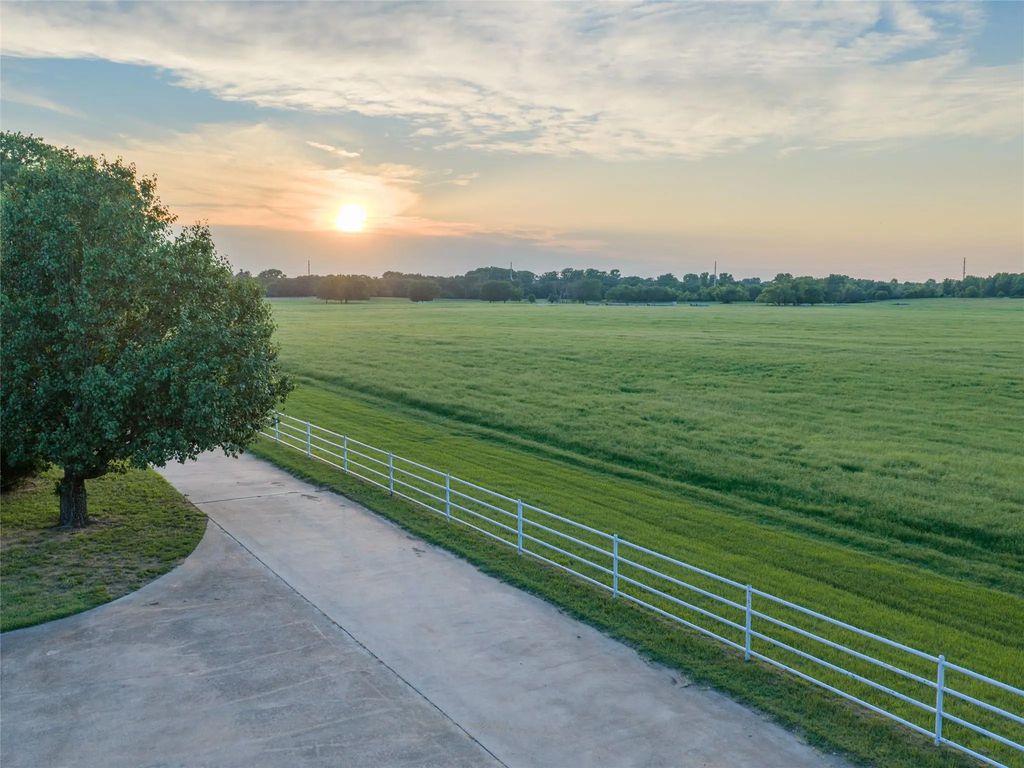 449 Private Rd 4670, Boyd