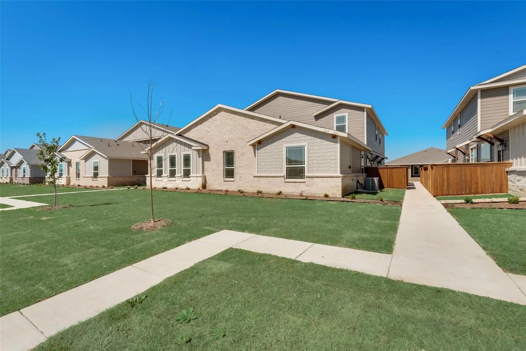 663 Wheatfield Drive, Venus