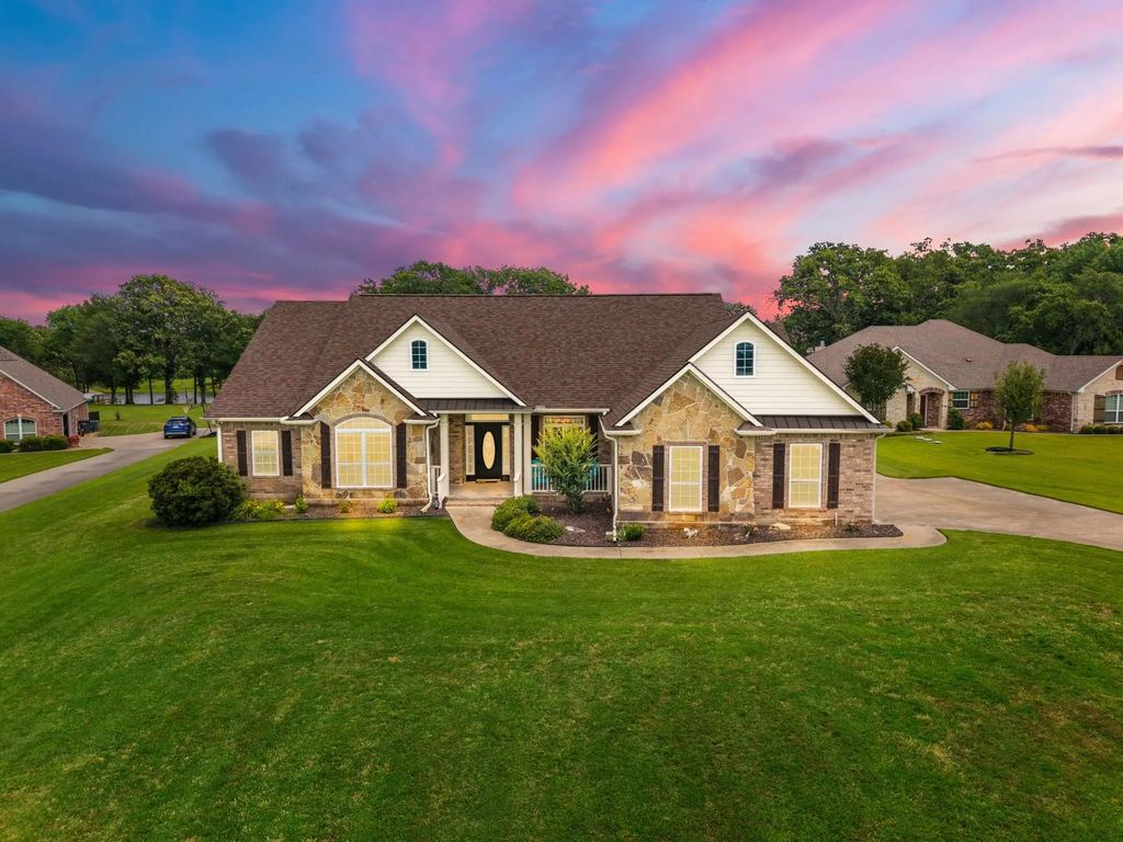 345 Rains County Road 3390, Emory