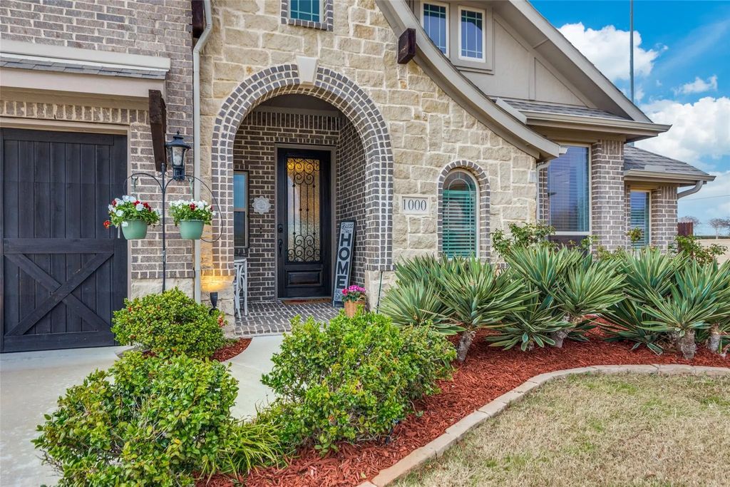 1000 Brenham Drive, Godley