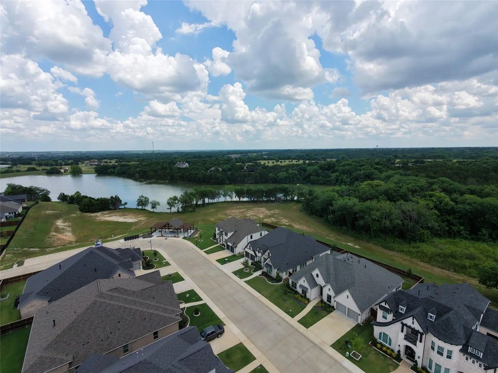 2834 Midlake Drive, Midlothian