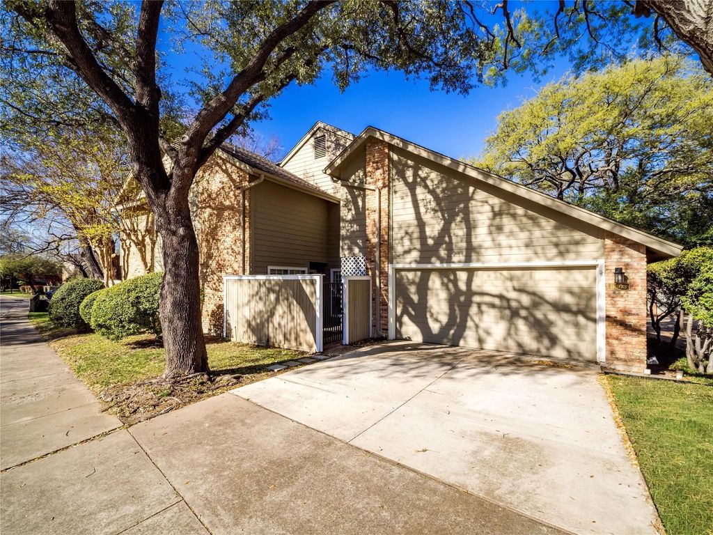 8503 Coppertowne Lane, Dallas