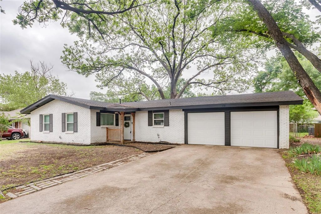 2012 Bradford Drive, Arlington