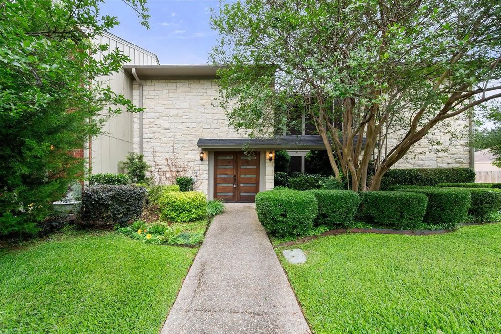 1235 Lexington Square, Corsicana