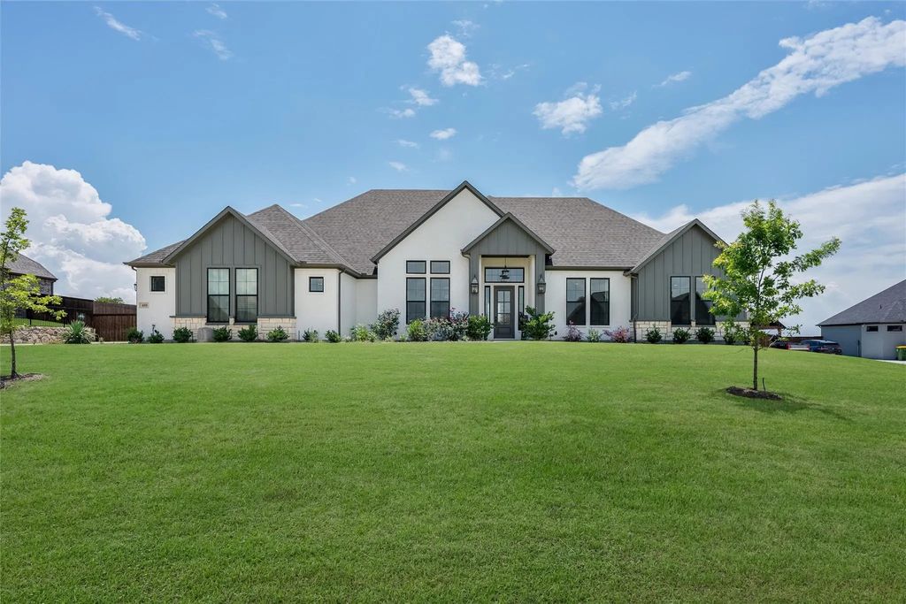 410 Dove Meadow Trail, Waxahachie