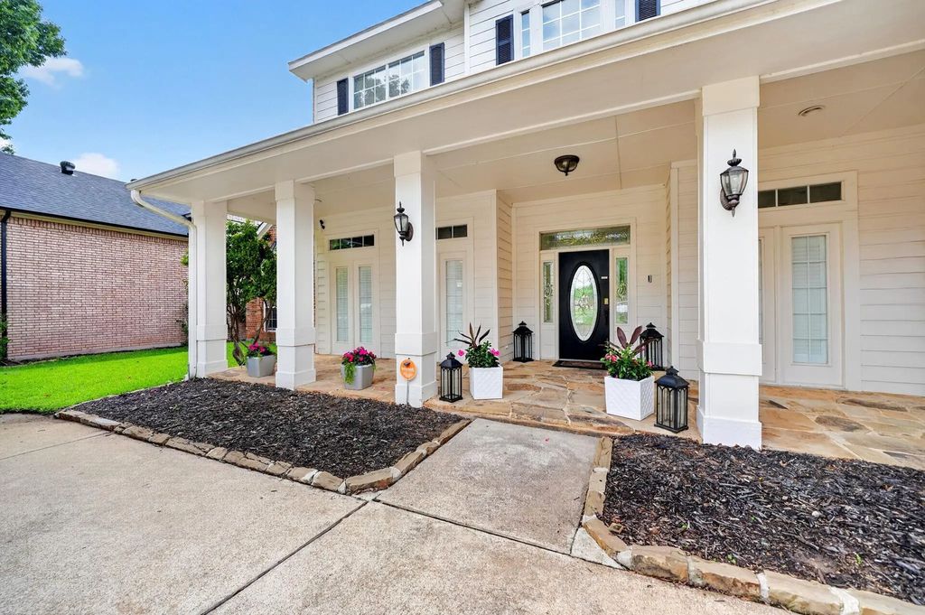 328 Leeward Circle, Azle