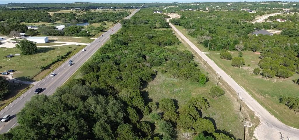 1129 County Road 47a, Nemo