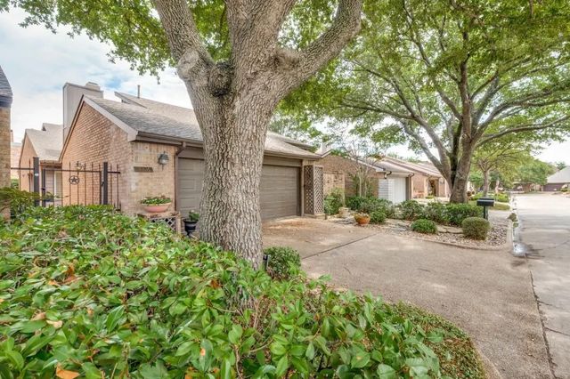 3316 Courtyard Place, Farmers Branch
