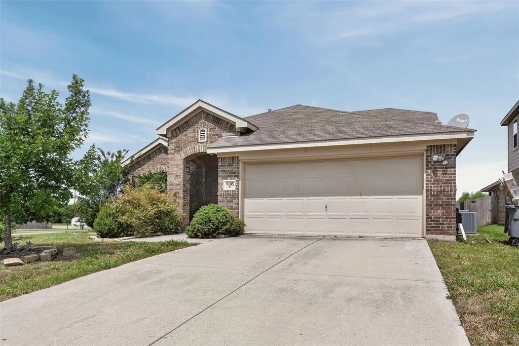 9105 Switchgrass Lane, Forney