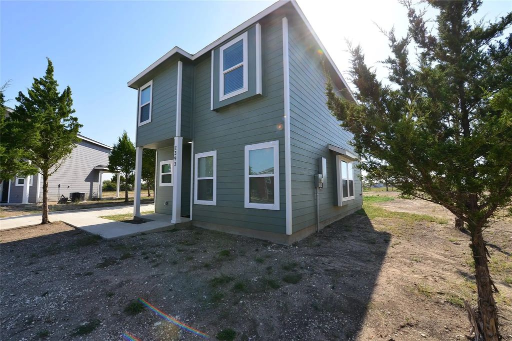 2393 Murphy Court, Red Oak