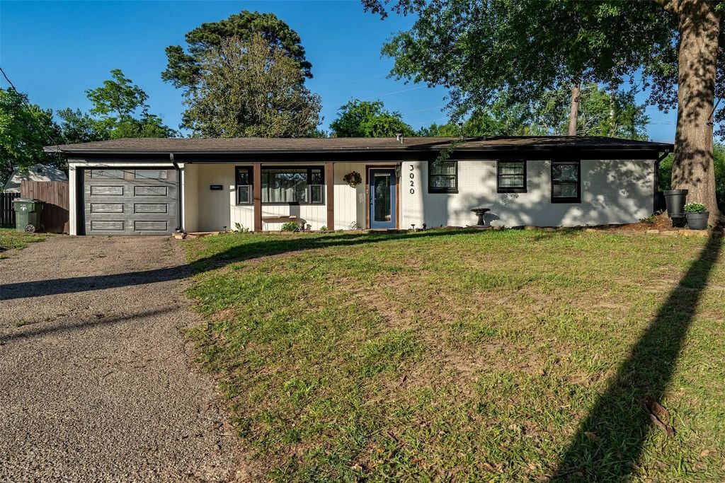 3020 Meadowlark, Tyler