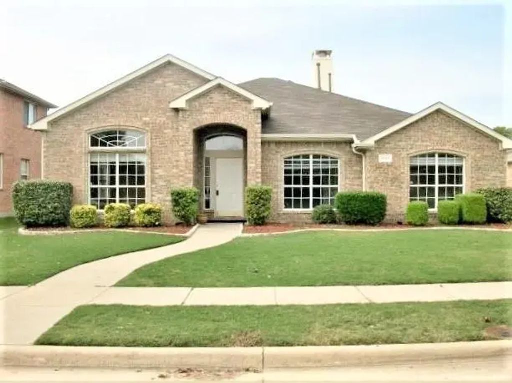 1222 Harvard Lane, Allen