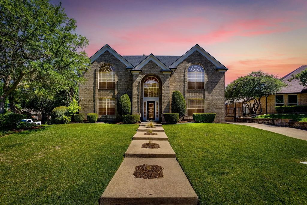 7501 Amhurst Circle, Fort Worth