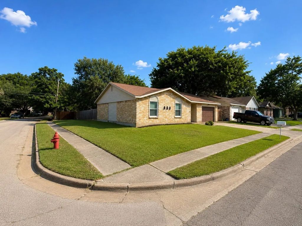 7144 Winchester Road, North Richland Hills