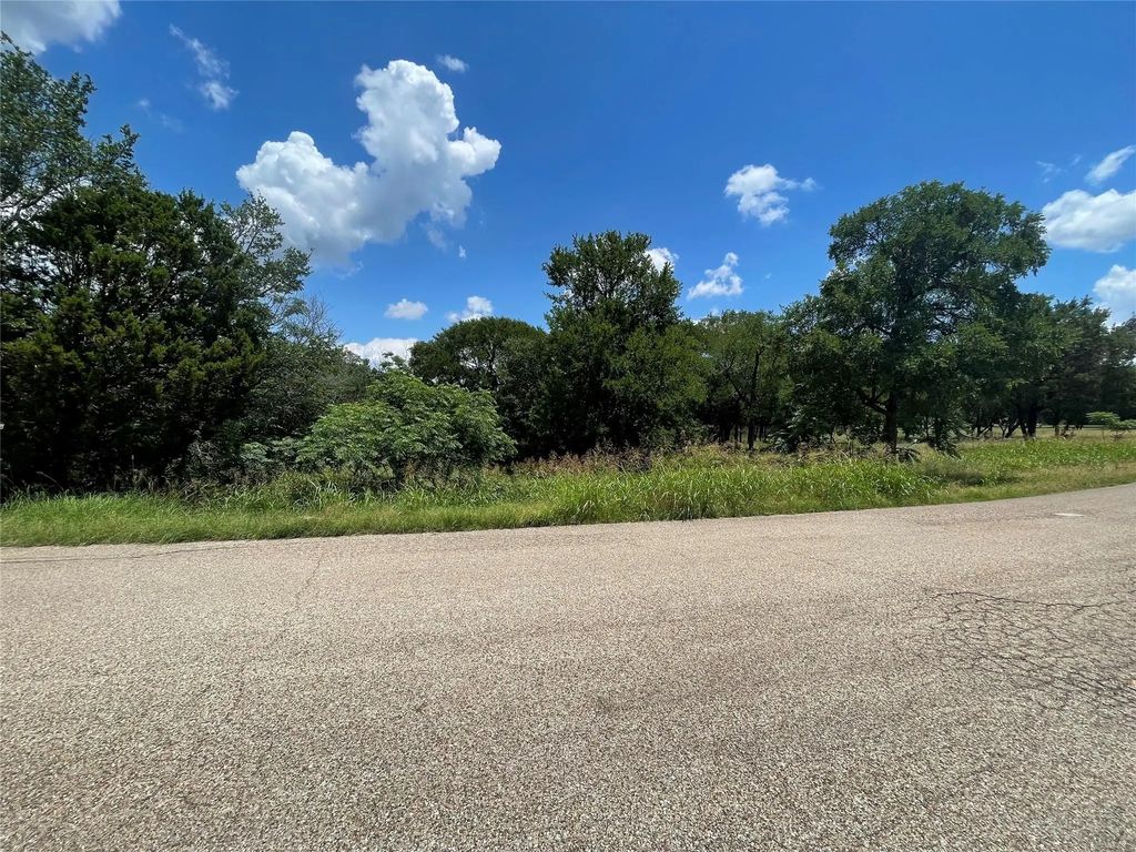 2000 Austin Hines Drive, China Spring
